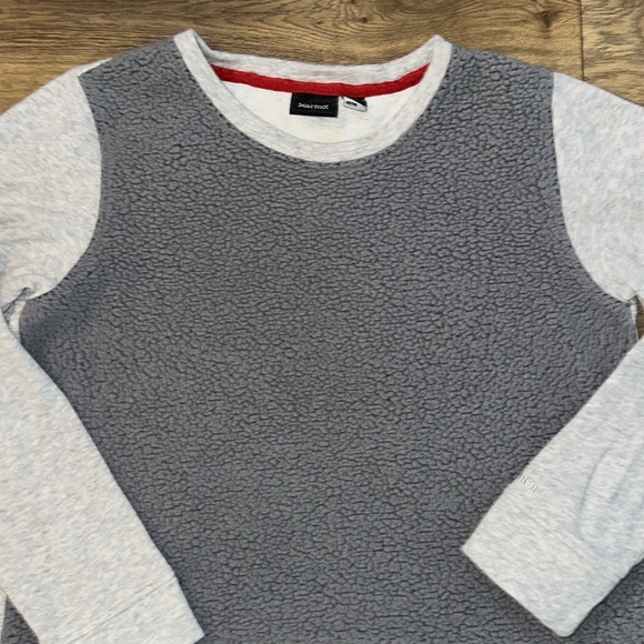 Marmot Sweatshirt - Picture 3 of 5